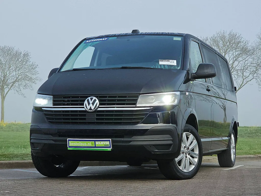 Volkswagen Transporter (2022) — foto 1