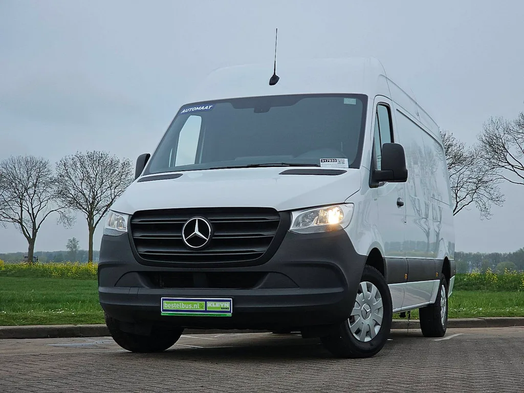 Mercedes-Benz Sprinter (2023) — foto 1
