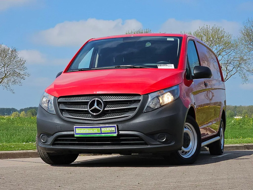 Mercedes-Benz Vito (2022) — foto 1