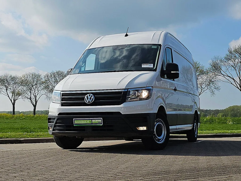 Volkswagen Crafter (2018) — foto 1
