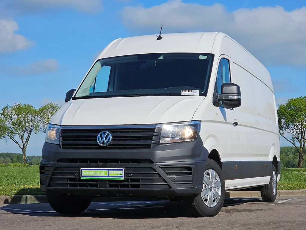 Volkswagen Crafter (2021) — foto 1