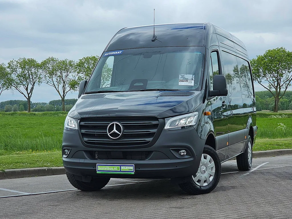 Mercedes-Benz Sprinter (2024) — foto 1