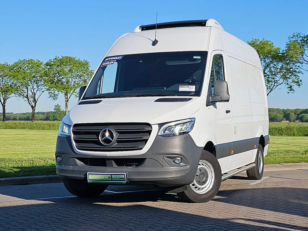 Mercedes-Benz Sprinter (2022) — foto 1