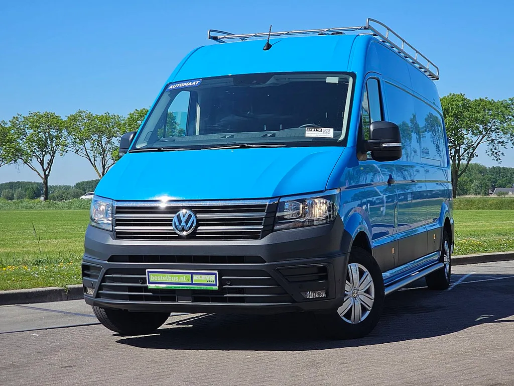 Volkswagen Crafter (2021) — foto 1