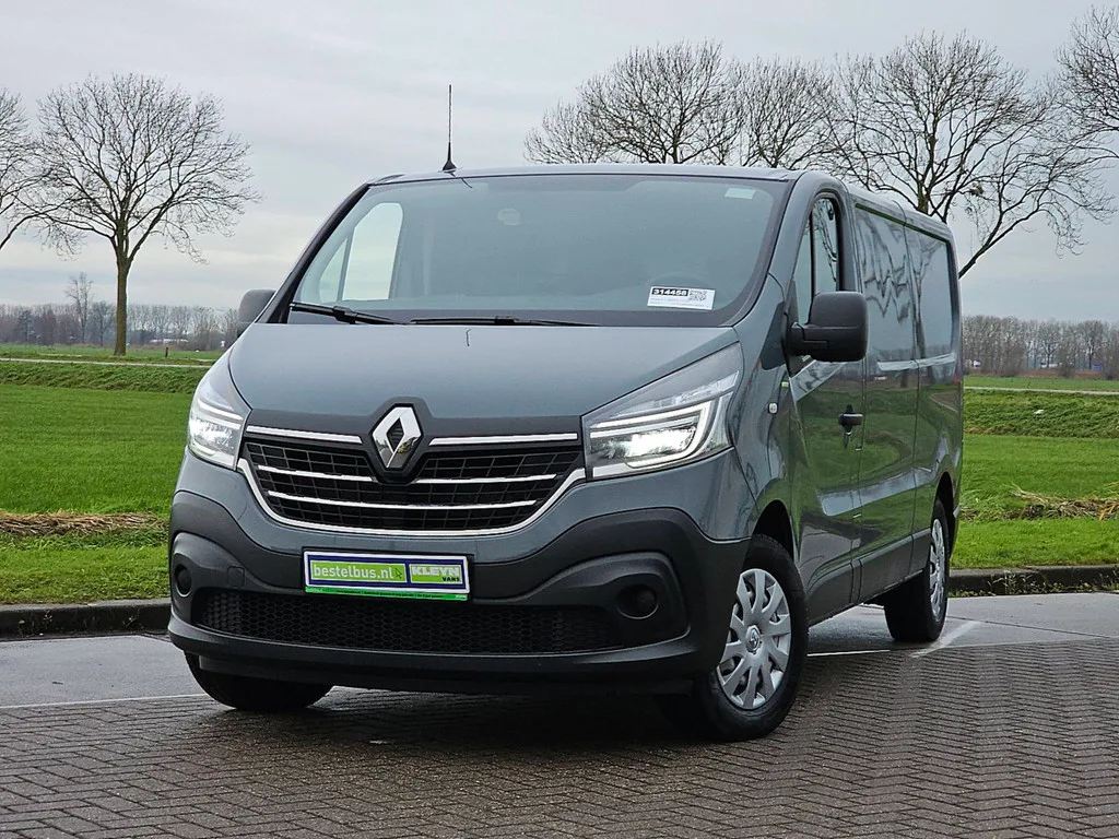Renault Trafic (2022) — foto 1