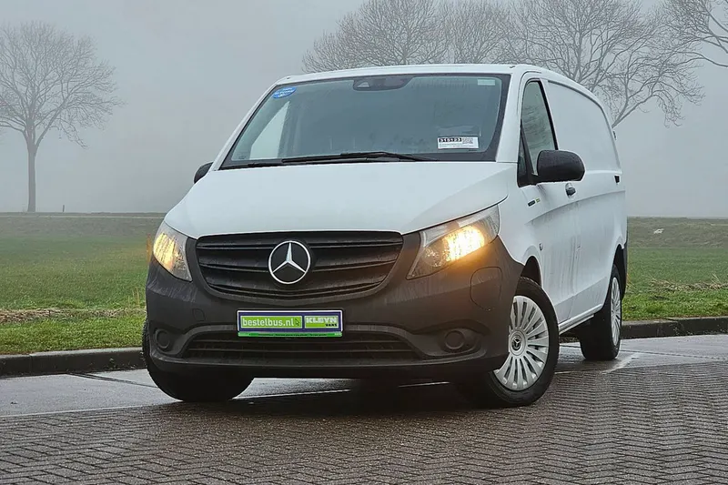 Mercedes-Benz eVito (2022)