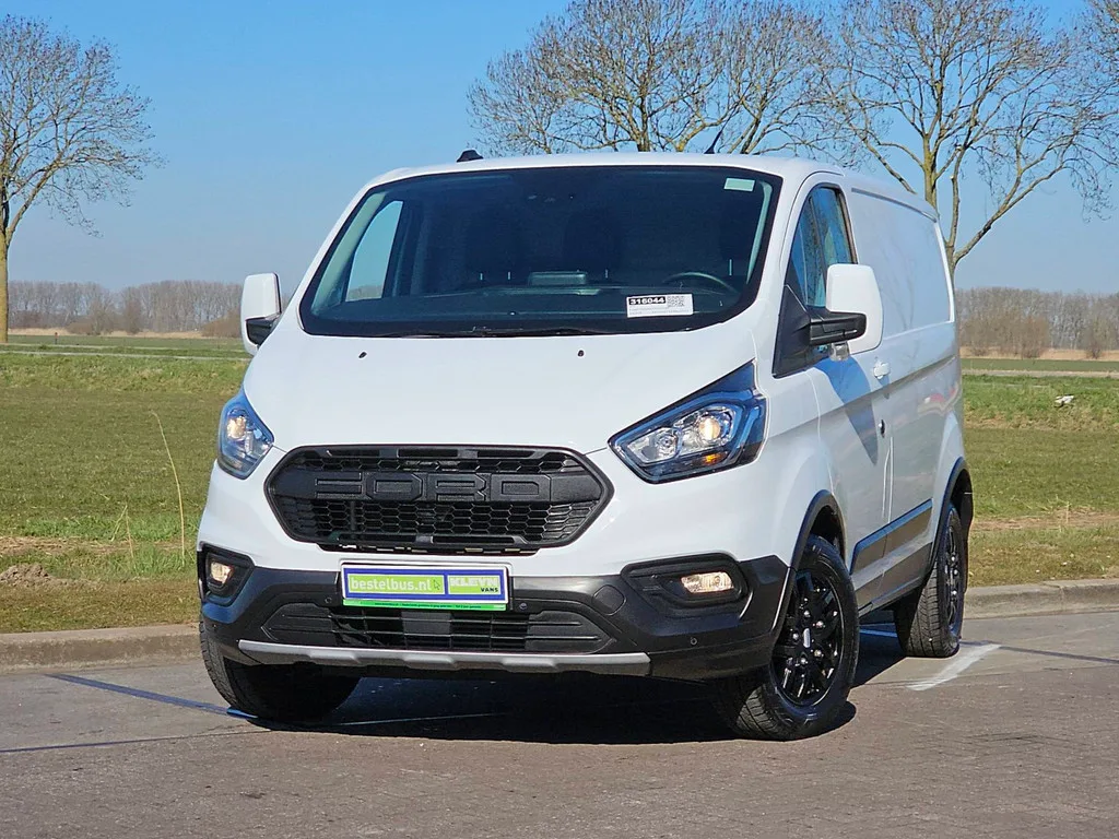 Ford Transit Custom (2023) — foto 1