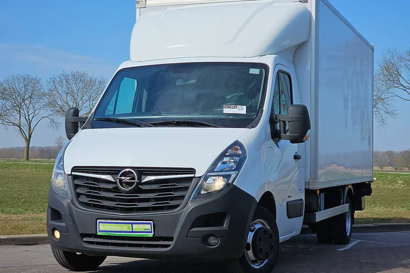 Opel Movano (2020)
