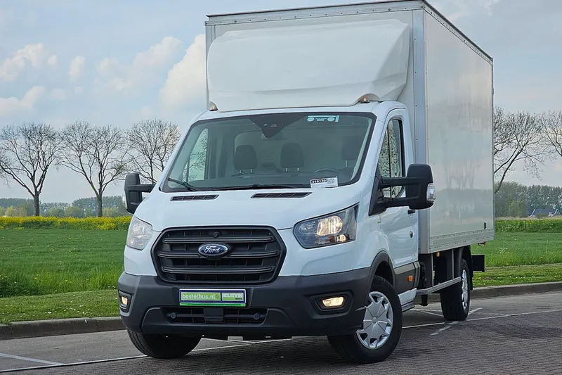 Ford Transit (2023)