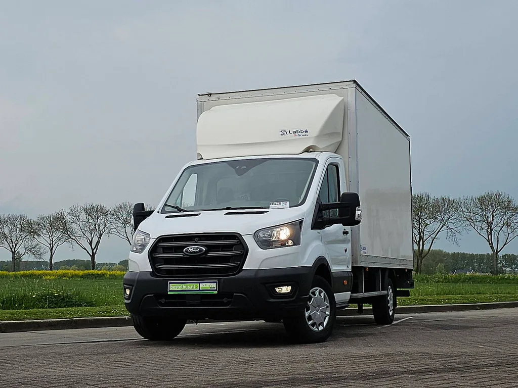Ford Transit (2022) — foto 1