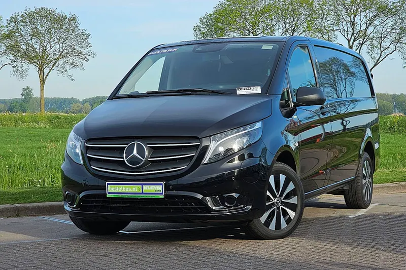 Mercedes-Benz eVito (2023)