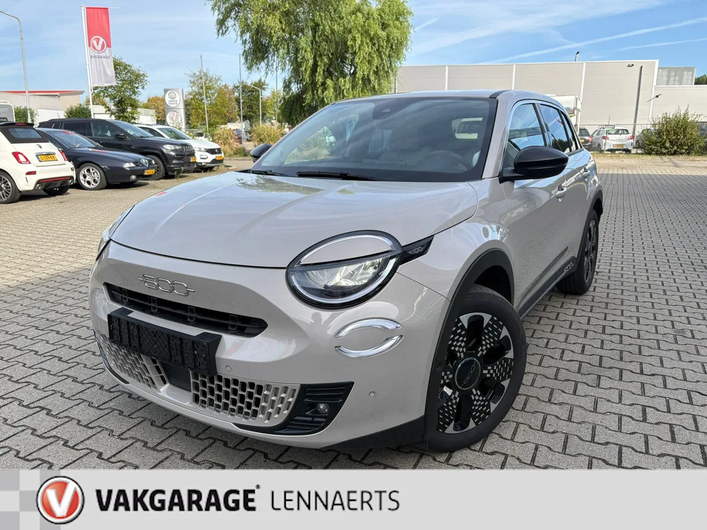 Fiat 600 (2025) — foto 1