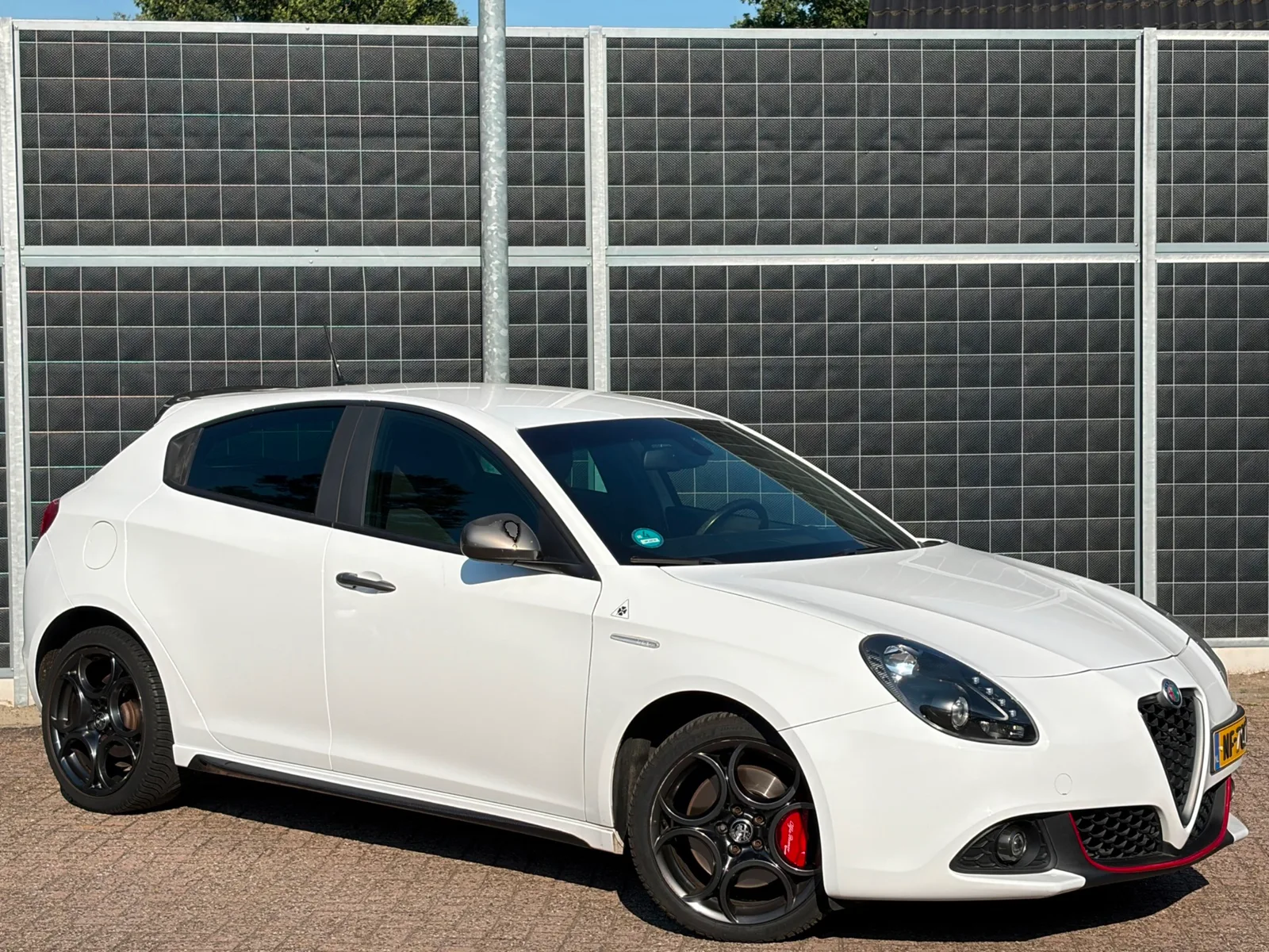 Alfa Romeo Giulietta (2017) — foto 1
