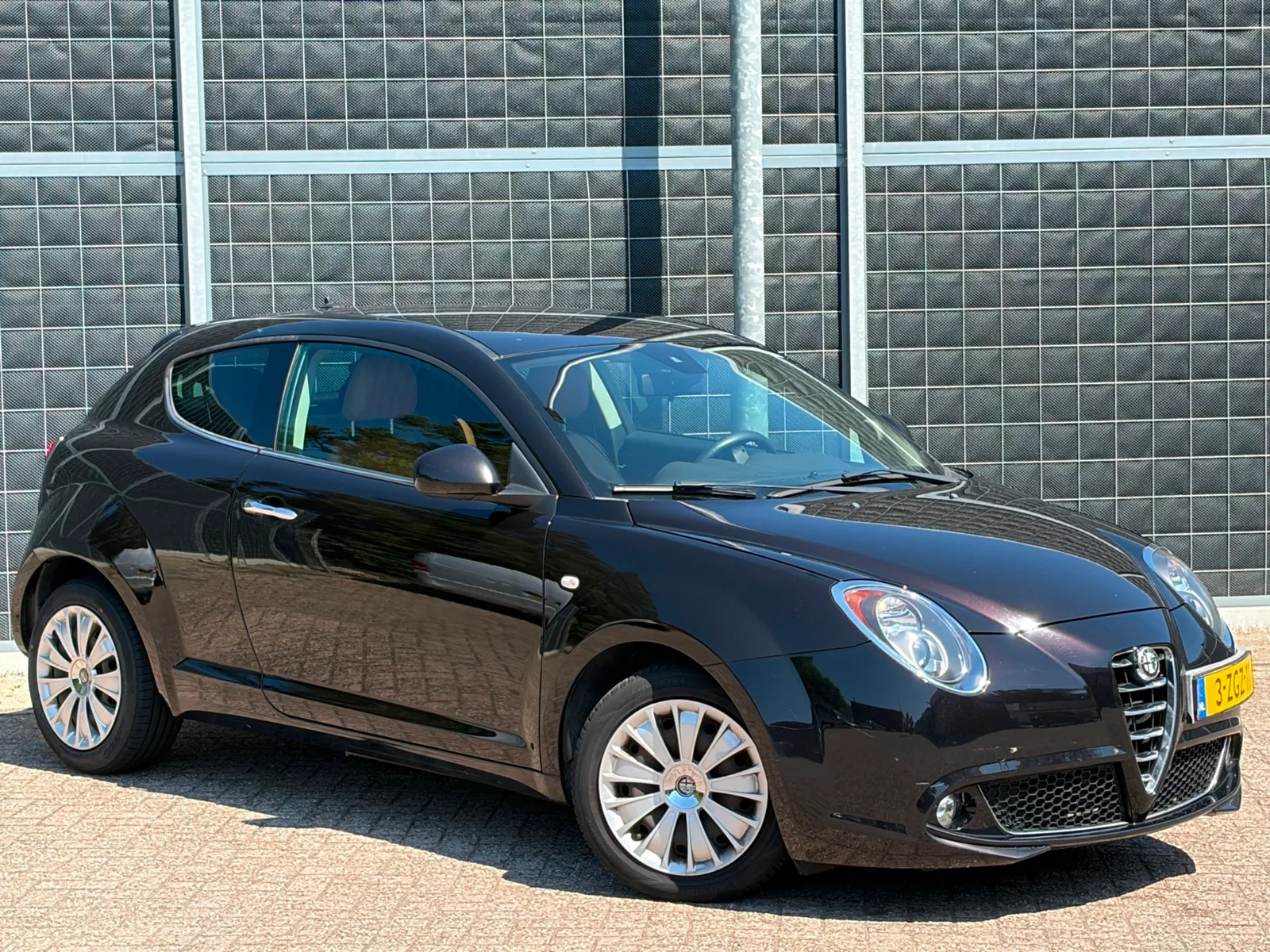 Alfa Romeo MiTo (2015) — foto 1