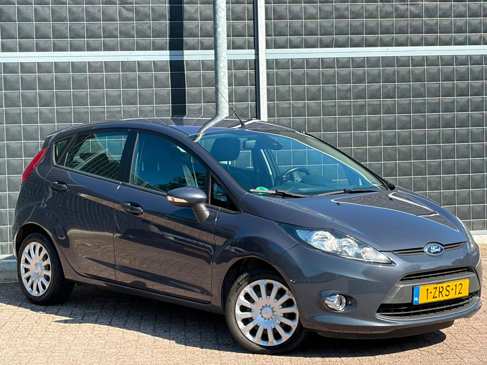 Ford Fiesta (2012) — foto 1