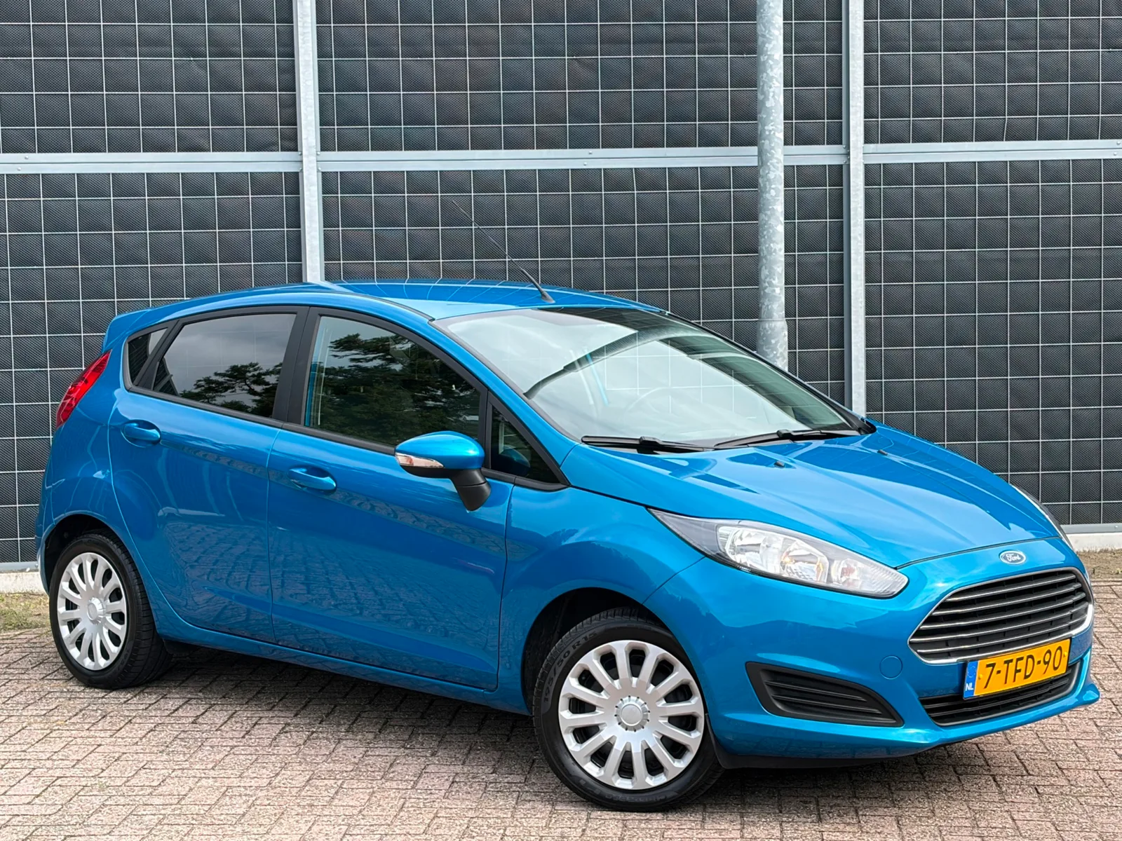 Ford Fiesta (2014) — foto 1