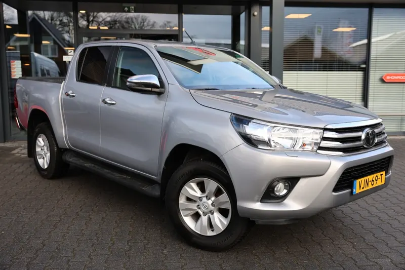 Toyota Hilux (2021)