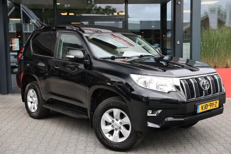 Toyota Land Cruiser (2021)