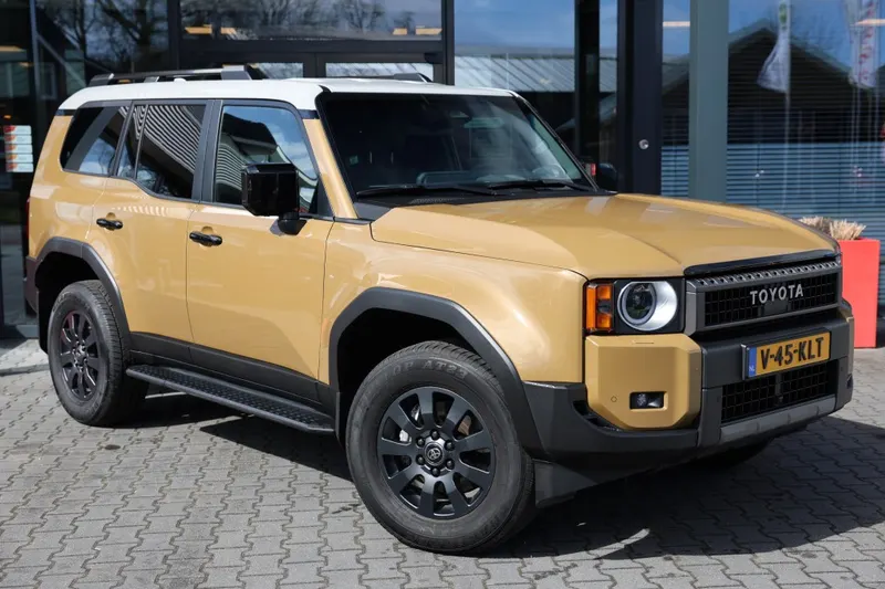 Toyota Land Cruiser (2024)