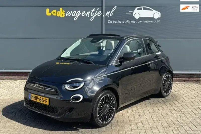 Fiat 500 (2022)