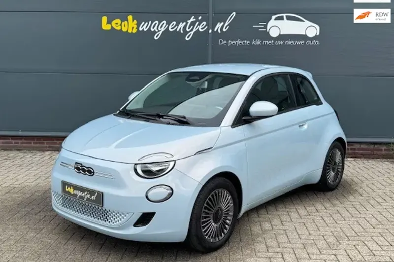 Fiat 500 (2022)
