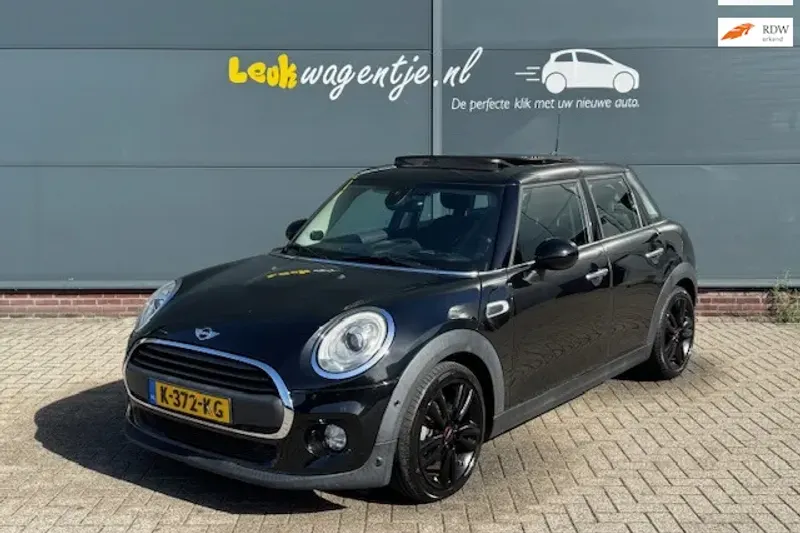 MINI One (2016)
