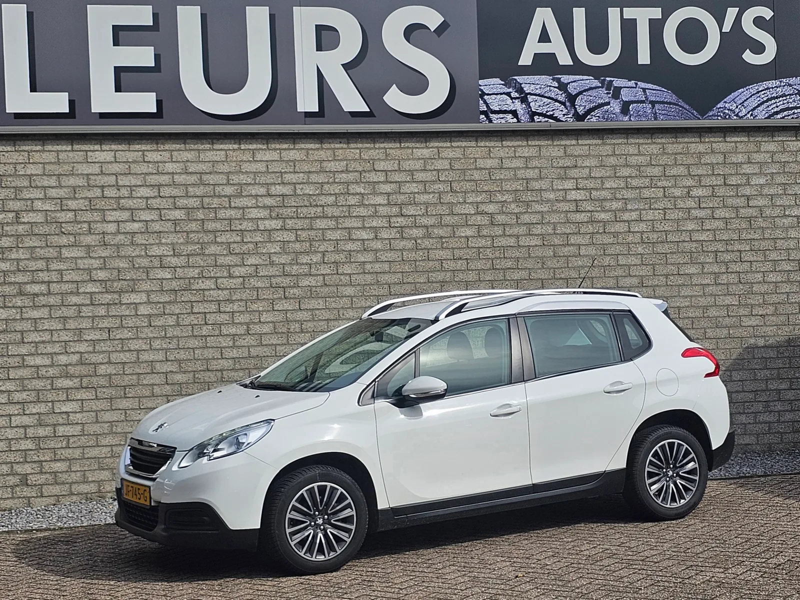 Peugeot 2008 (2016) — foto 1