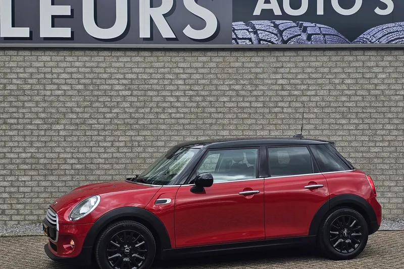 MINI Cooper (2015)