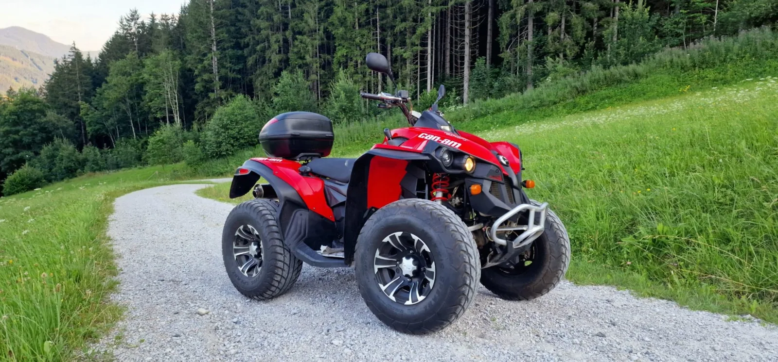 Bombardier Recr.prod.inc. ATV G (2011) — foto 1