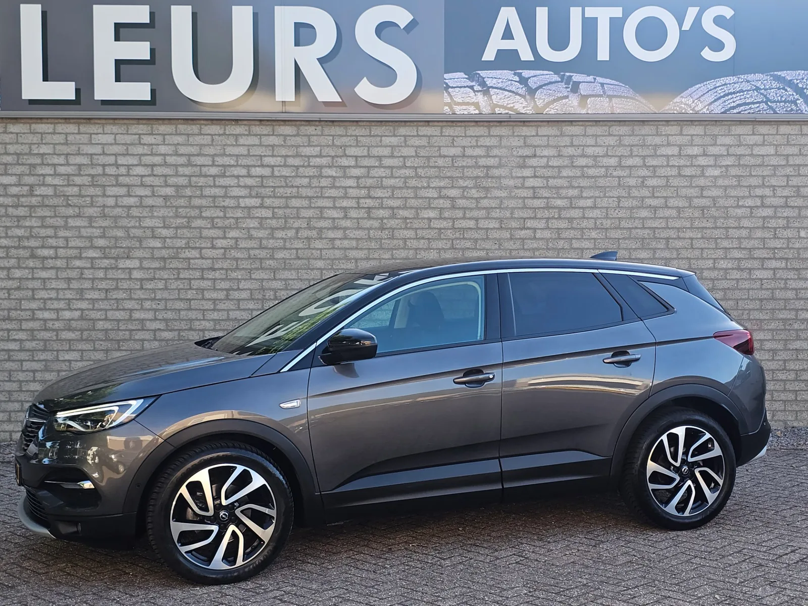 Opel Grandland (2019) — foto 1