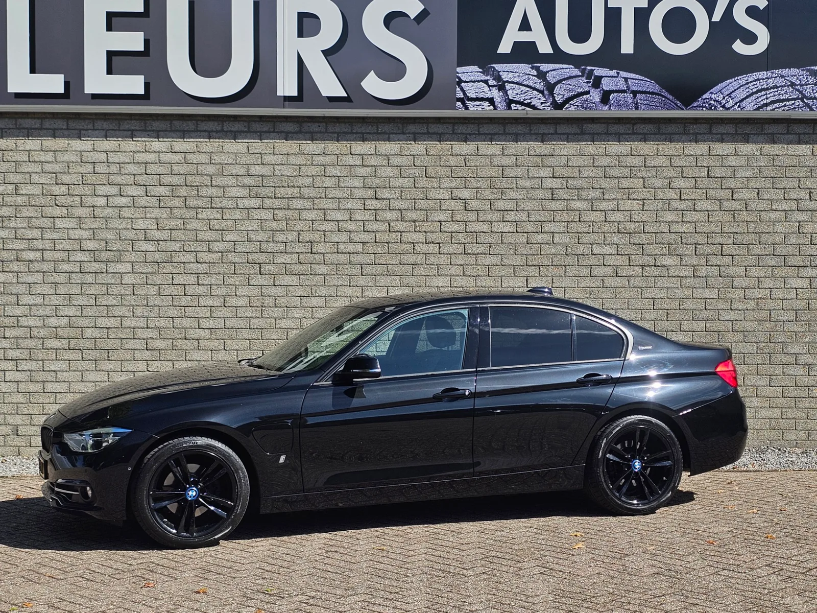 BMW 3-Serie (2018) — foto 1
