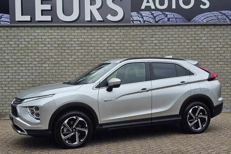 Mitsubishi Eclipse Cross (2023)