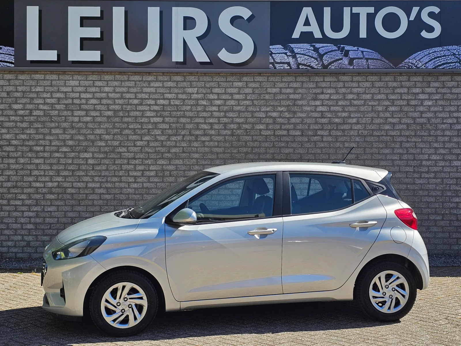 Hyundai i10 (2022) — foto 1