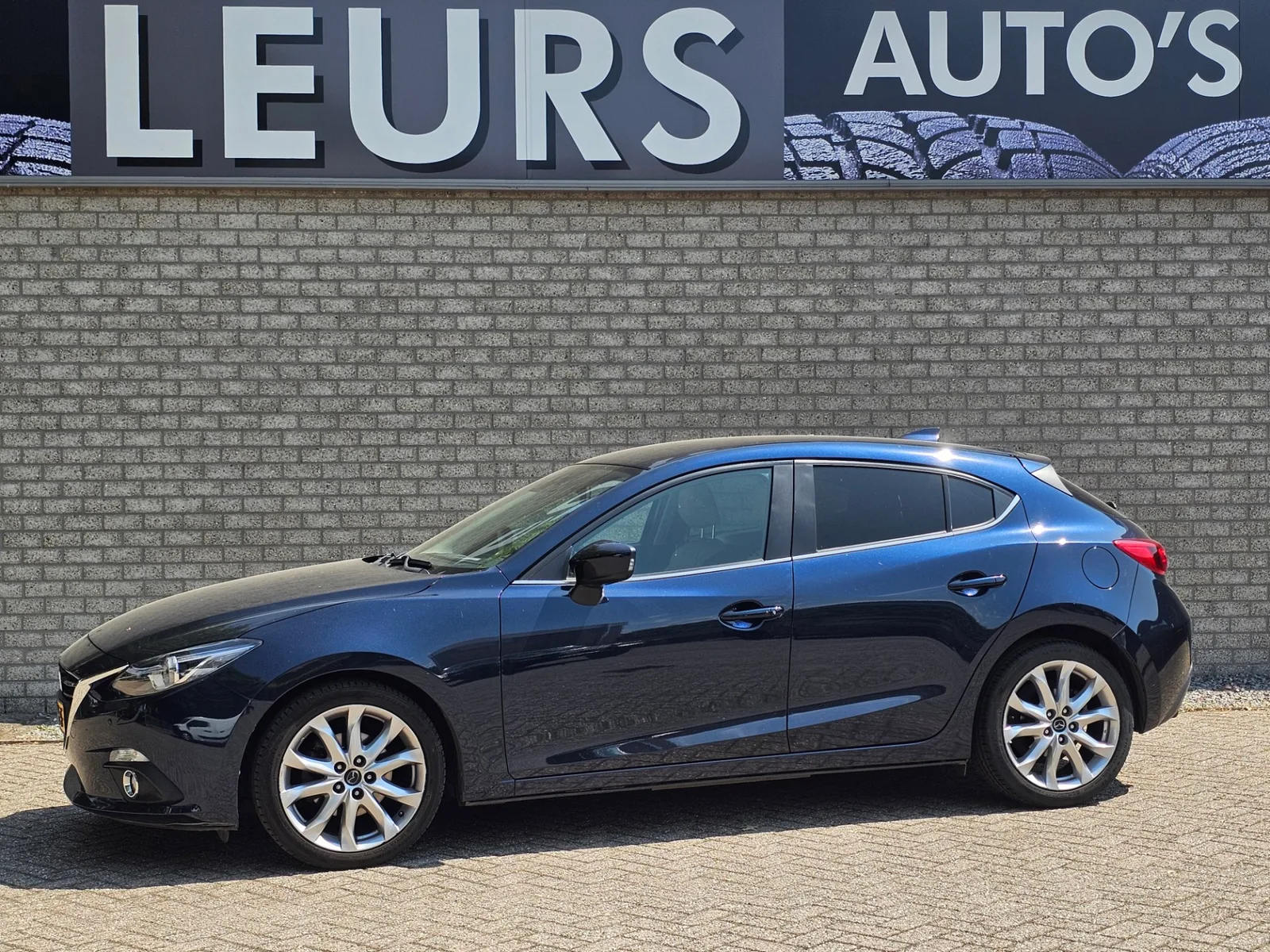 Mazda 3 (2016) — foto 1