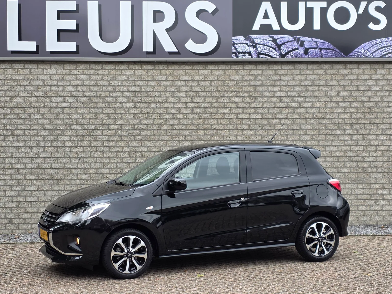 Mitsubishi Space Star (2022) — foto 1