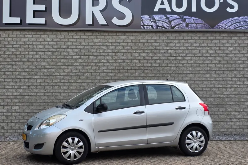 Toyota Yaris (2010)