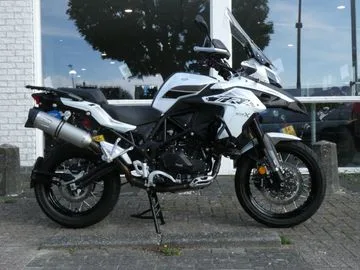 Benelli TRK 502 X (2023) — foto 1
