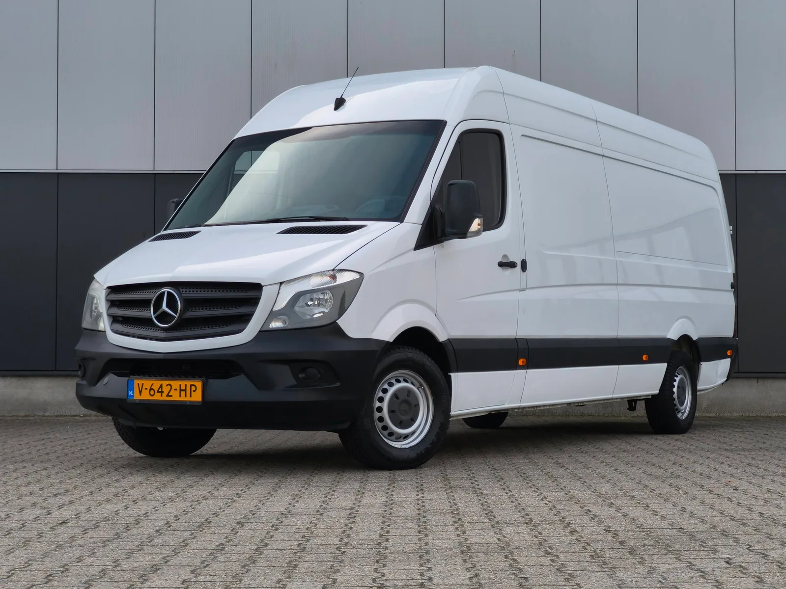 Mercedes-Benz Sprinter (2017) — foto 1