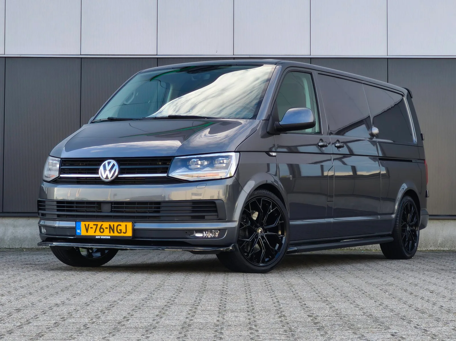 Volkswagen Transporter (2017) — foto 1
