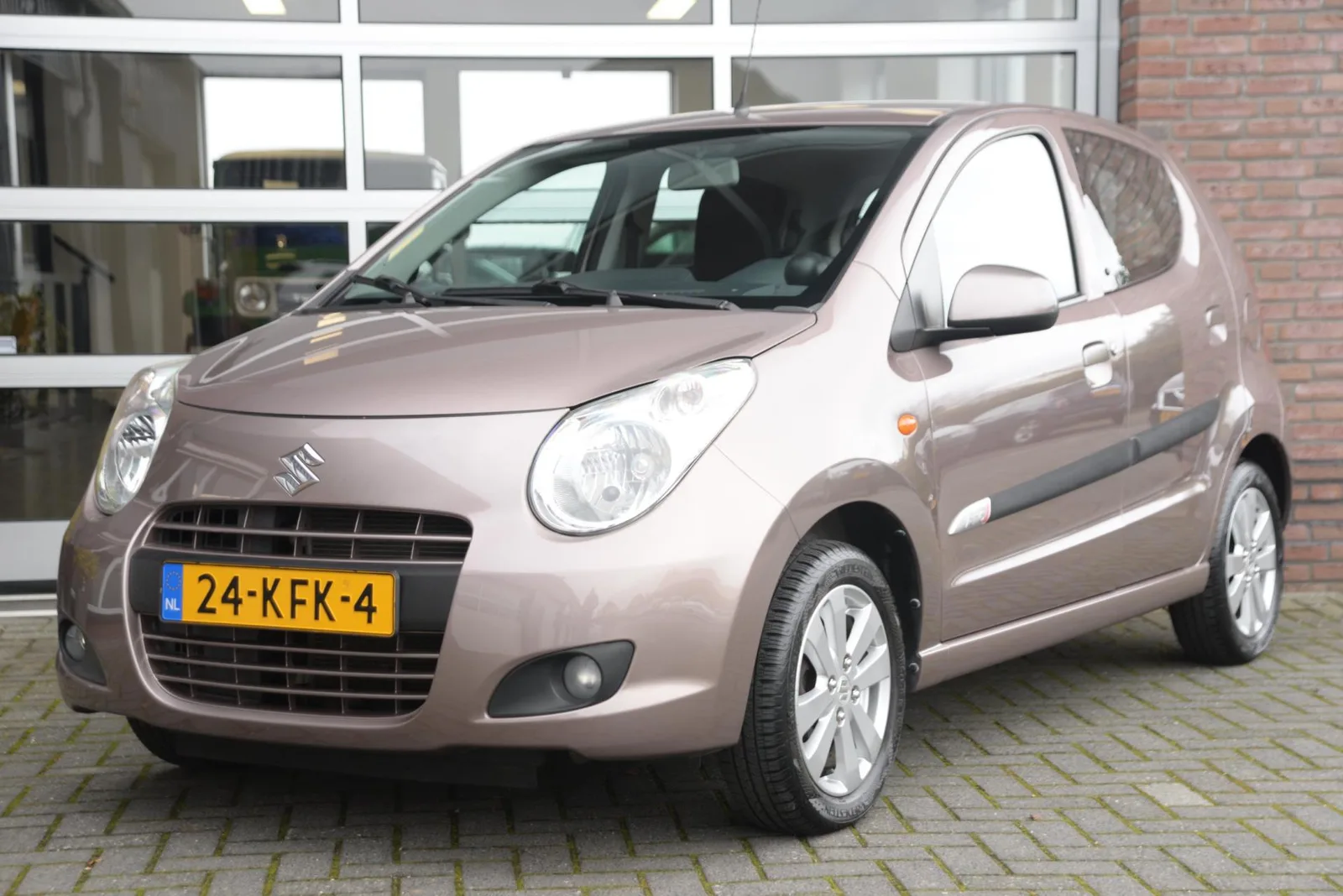 Suzuki Alto (2009) — foto 1