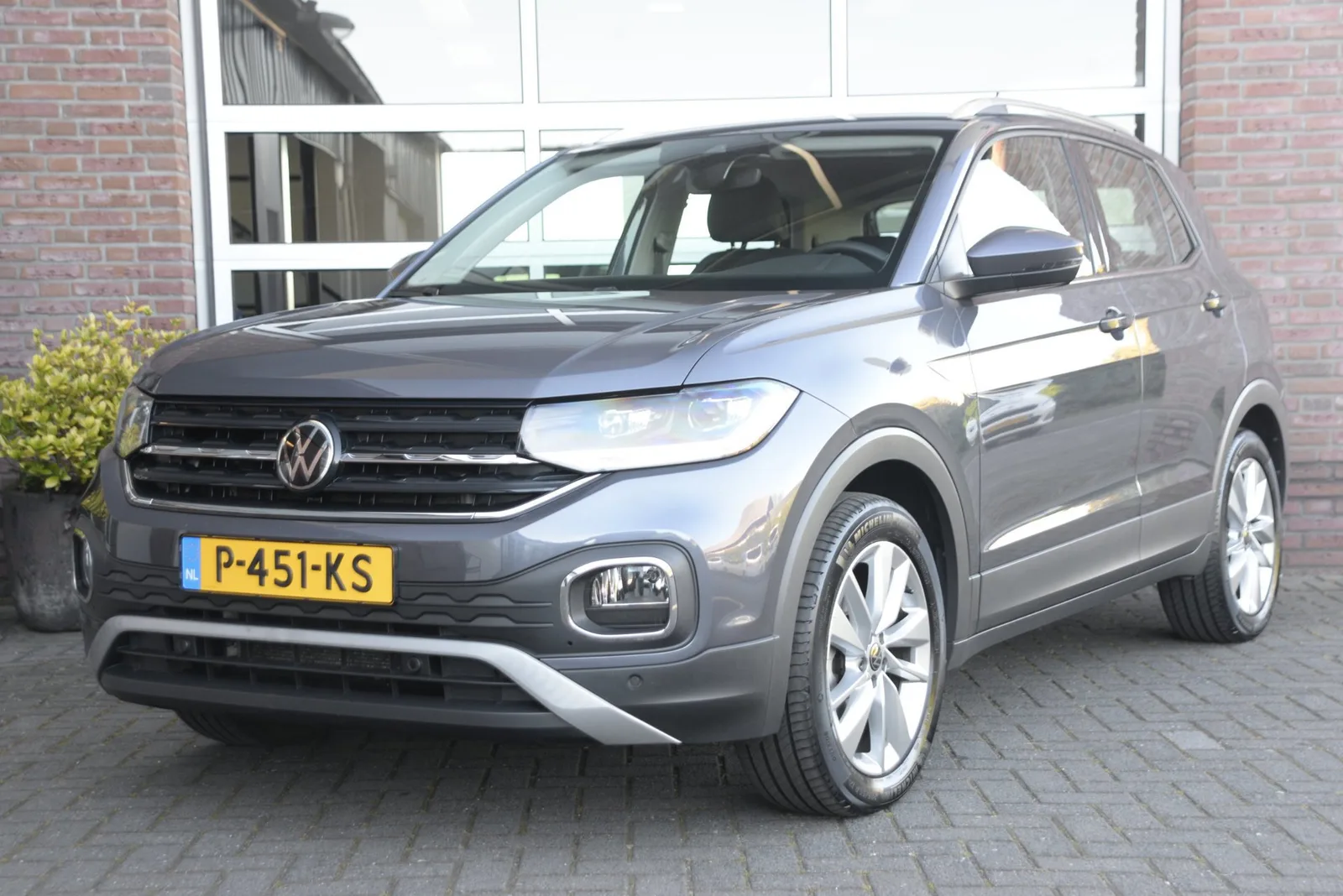 Volkswagen T-Cross (2022) — foto 1