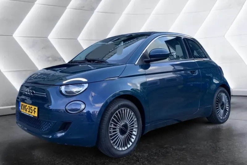 Fiat 500 (2020)