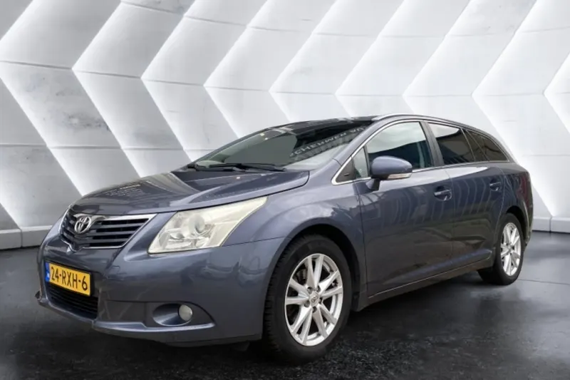 Toyota Avensis (2011)