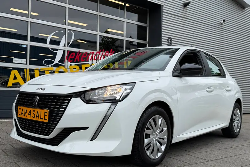 Peugeot 208 (2023)