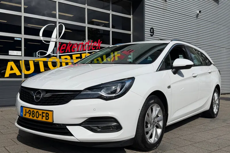 Opel Astra (2020)