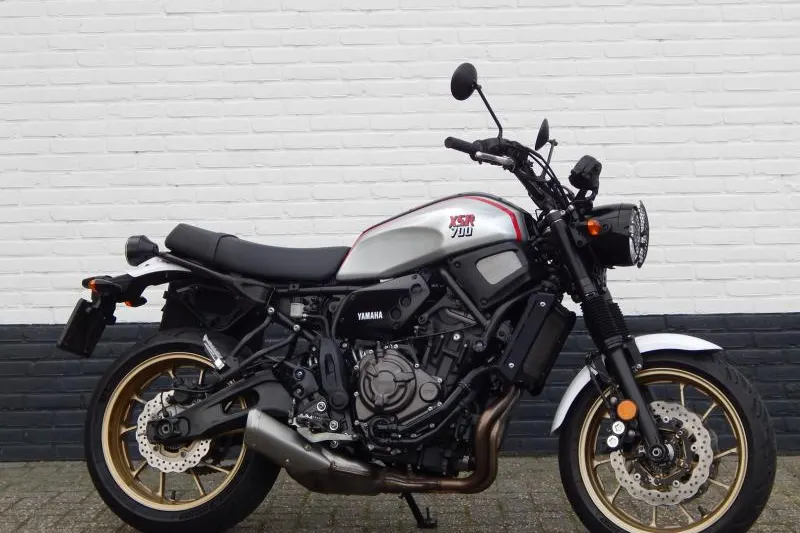 Yamaha XSR 700 Xtribute (2020)