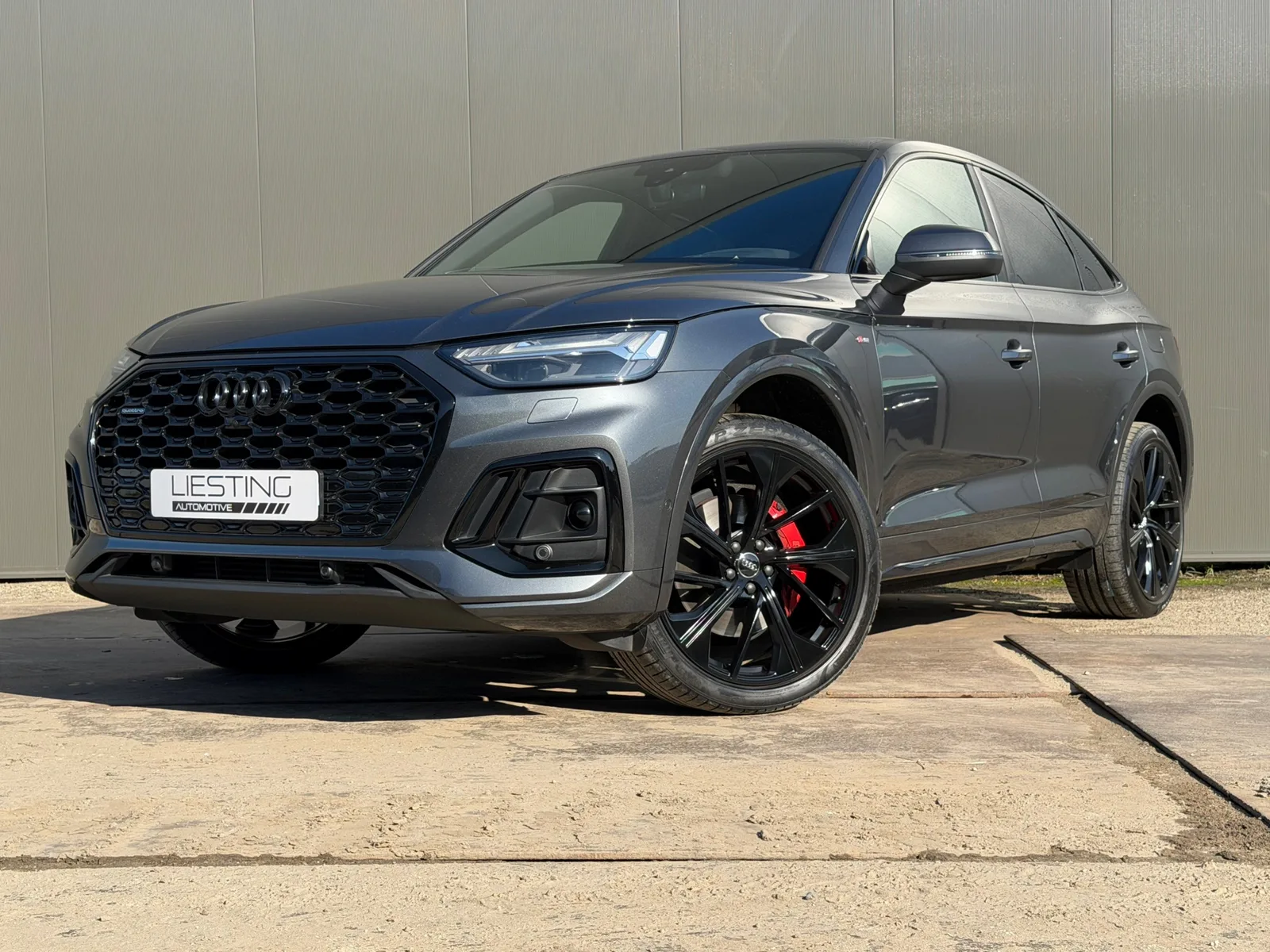 Audi Q5 Sportback (2022) — foto 1