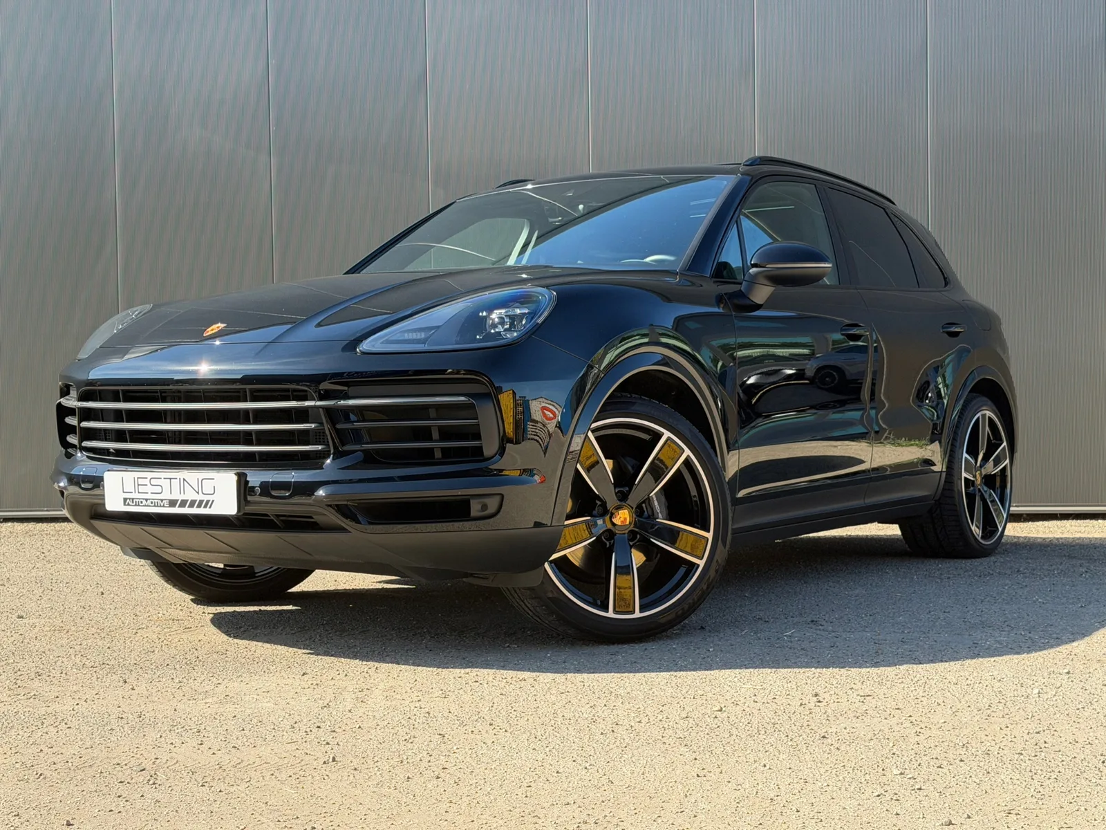 Porsche Cayenne (2023) — foto 1