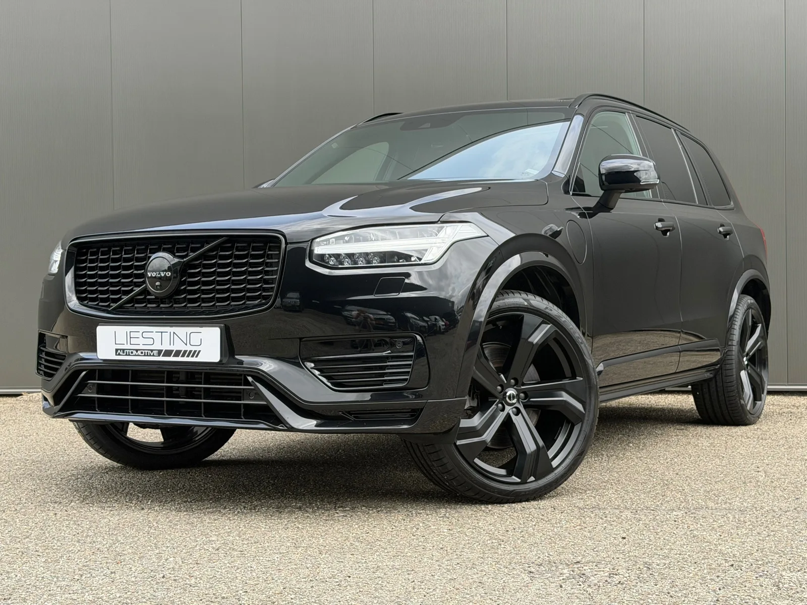 Volvo XC90 (2022) — foto 1
