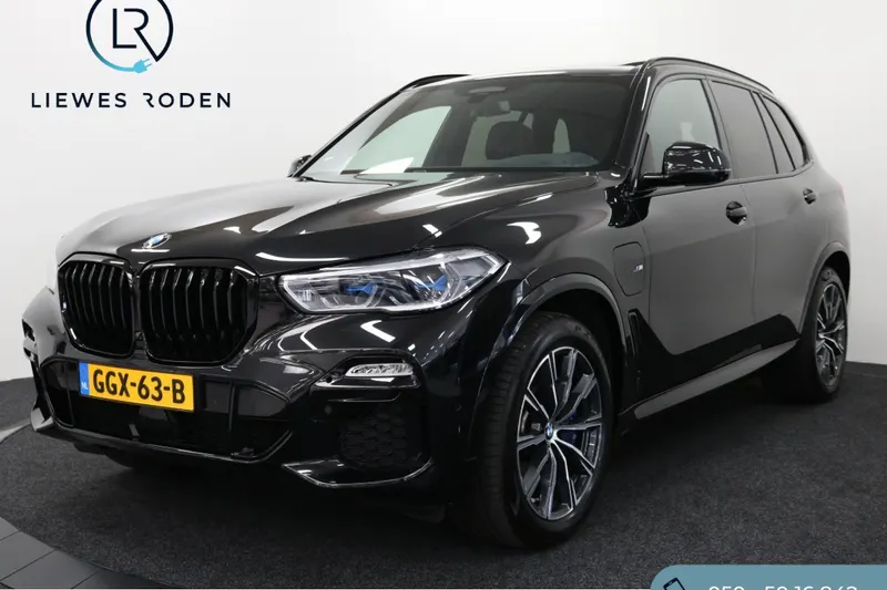 BMW X5 (2021)